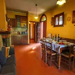 펜션 Attractive Mansion With Pool Cignano (Tuscany)