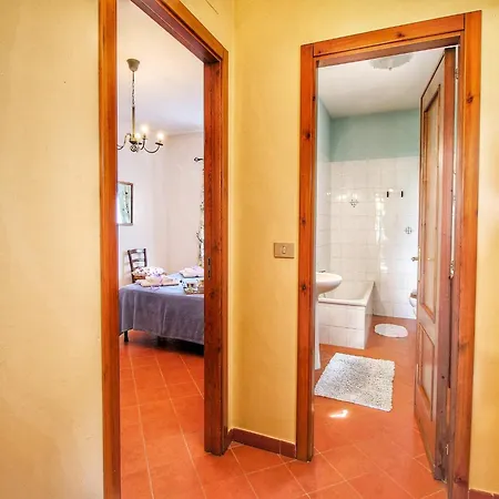 Attractive Mansion With Pool Cignano (Tuscany)