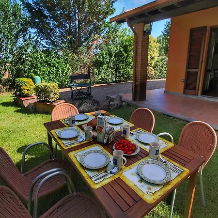 Attractive Mansion With Pool * Cignano (Tuscany)